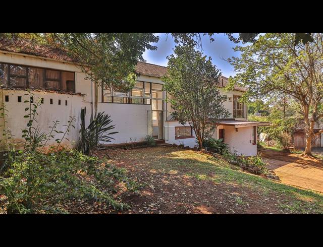 4 BEDROOM HOUSE FOR SALE IN BOUGHTON